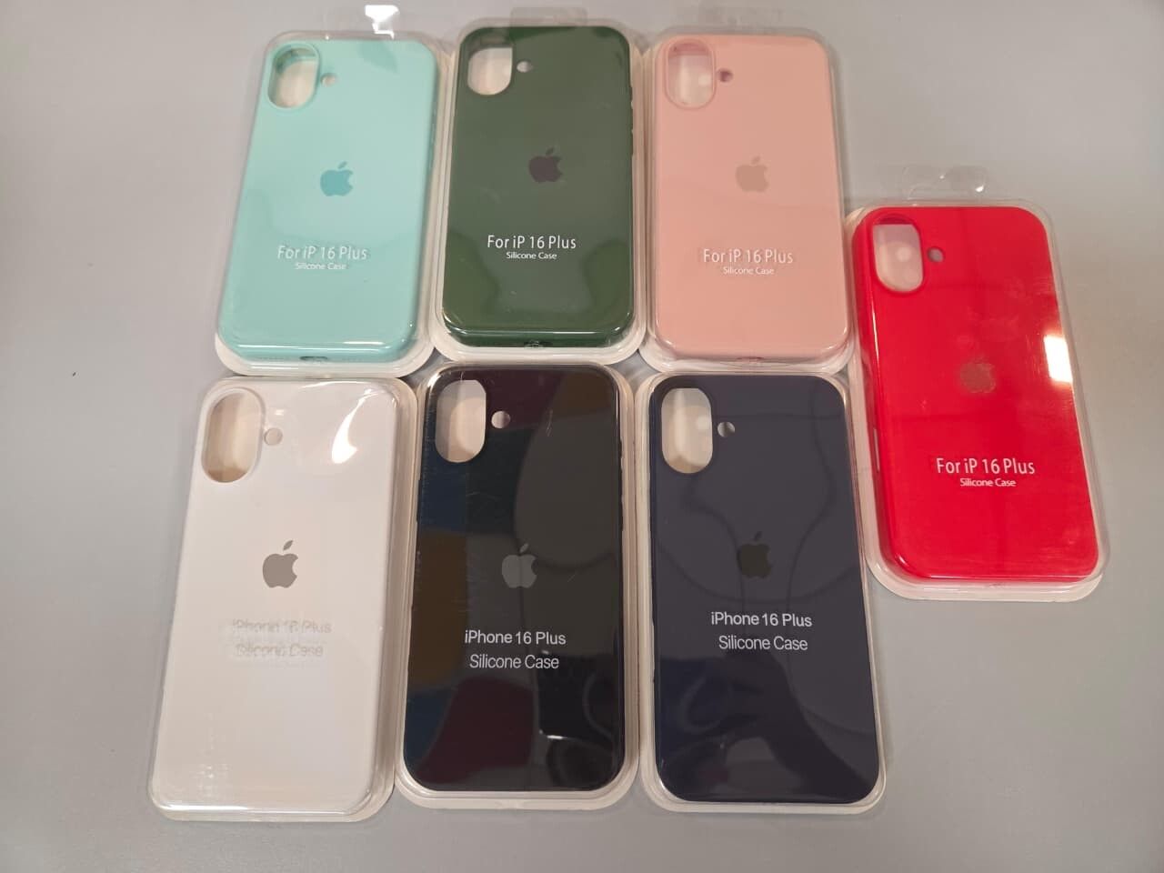 SILICONE CASE IPHONE 16 PLUS SILICONE CASE IPHONE 16 PLUS - Imagen 1